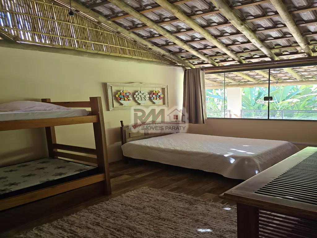 Refúgio Exclusivo com Cachoeira em Paraty