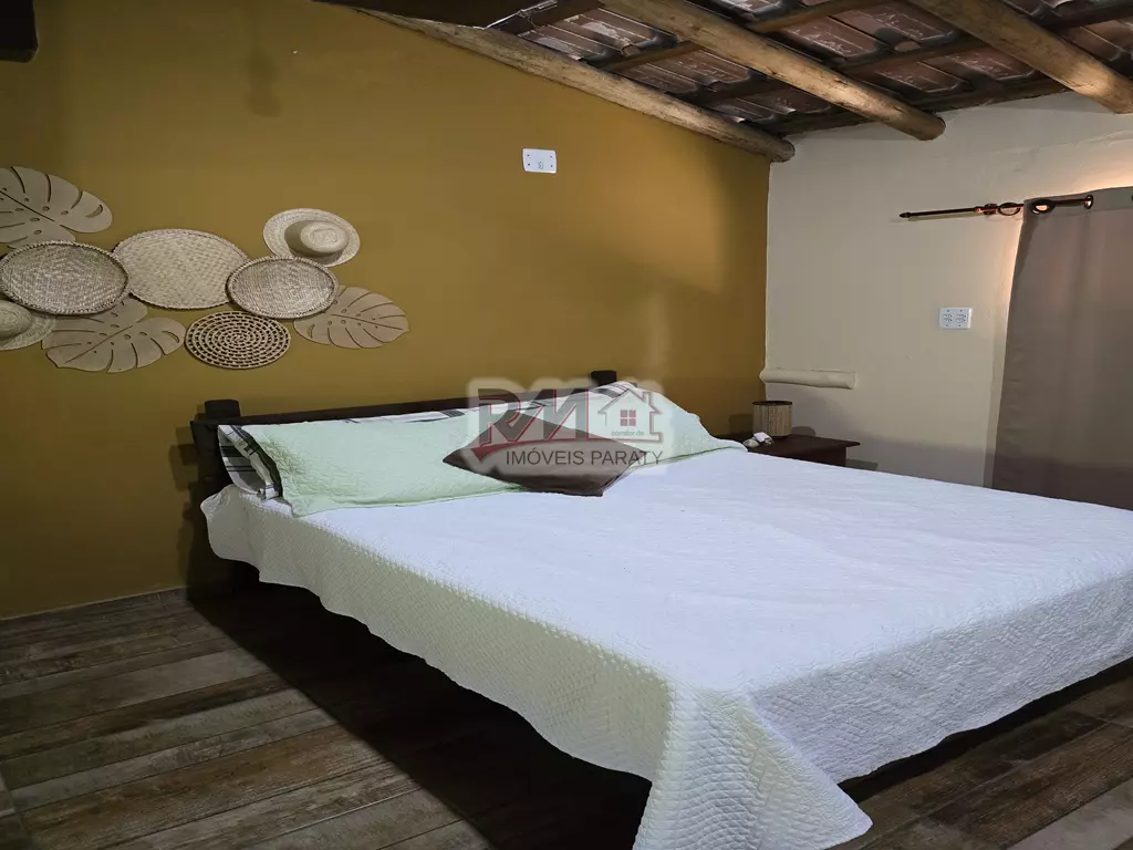 Refúgio Exclusivo com Cachoeira em Paraty