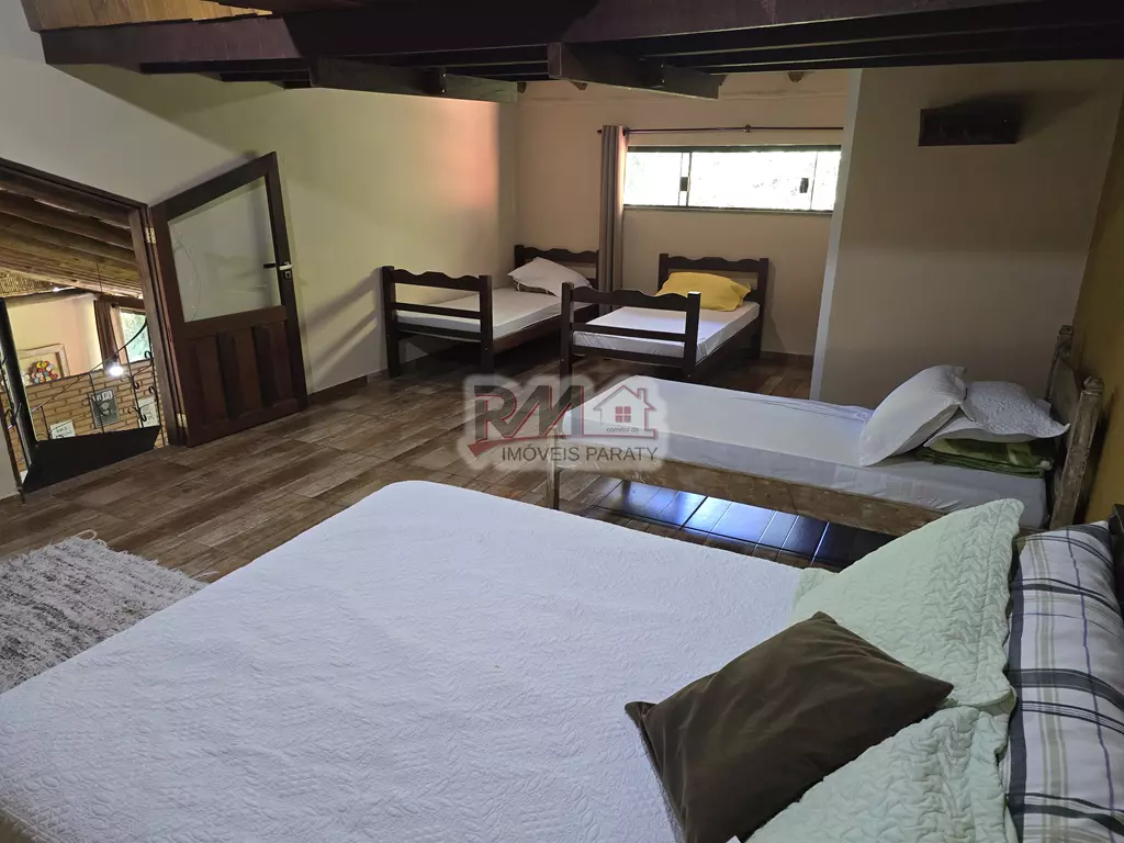 Refúgio Exclusivo com Cachoeira em Paraty
